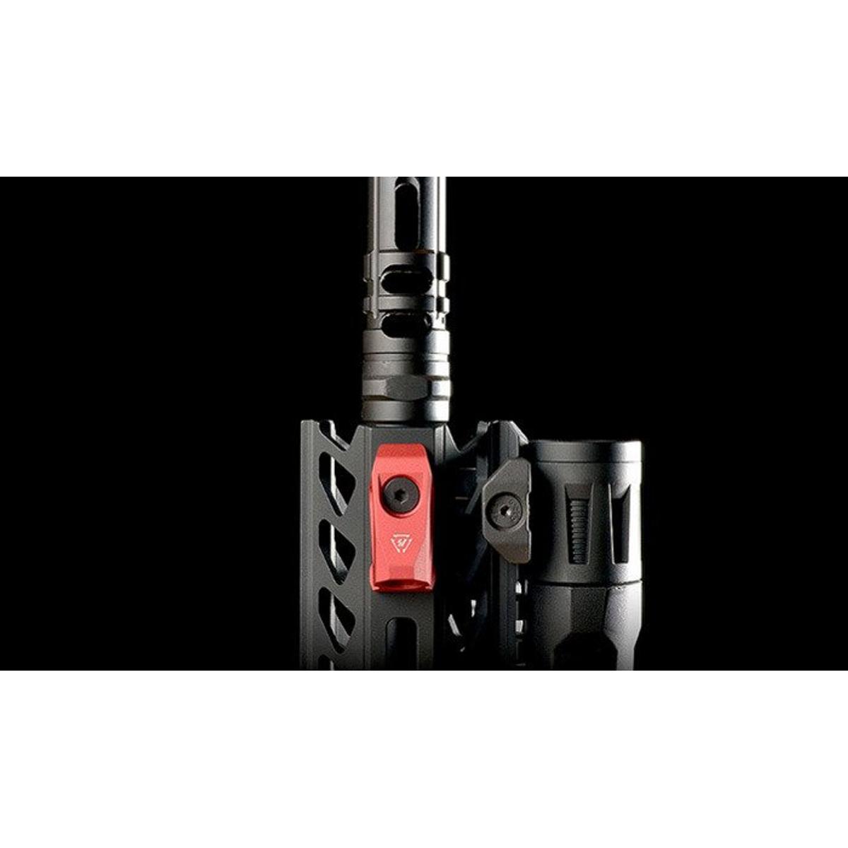 strike industries montaz zawieszenia port link angled keymod m lok qd mount czerwony si link aqd red