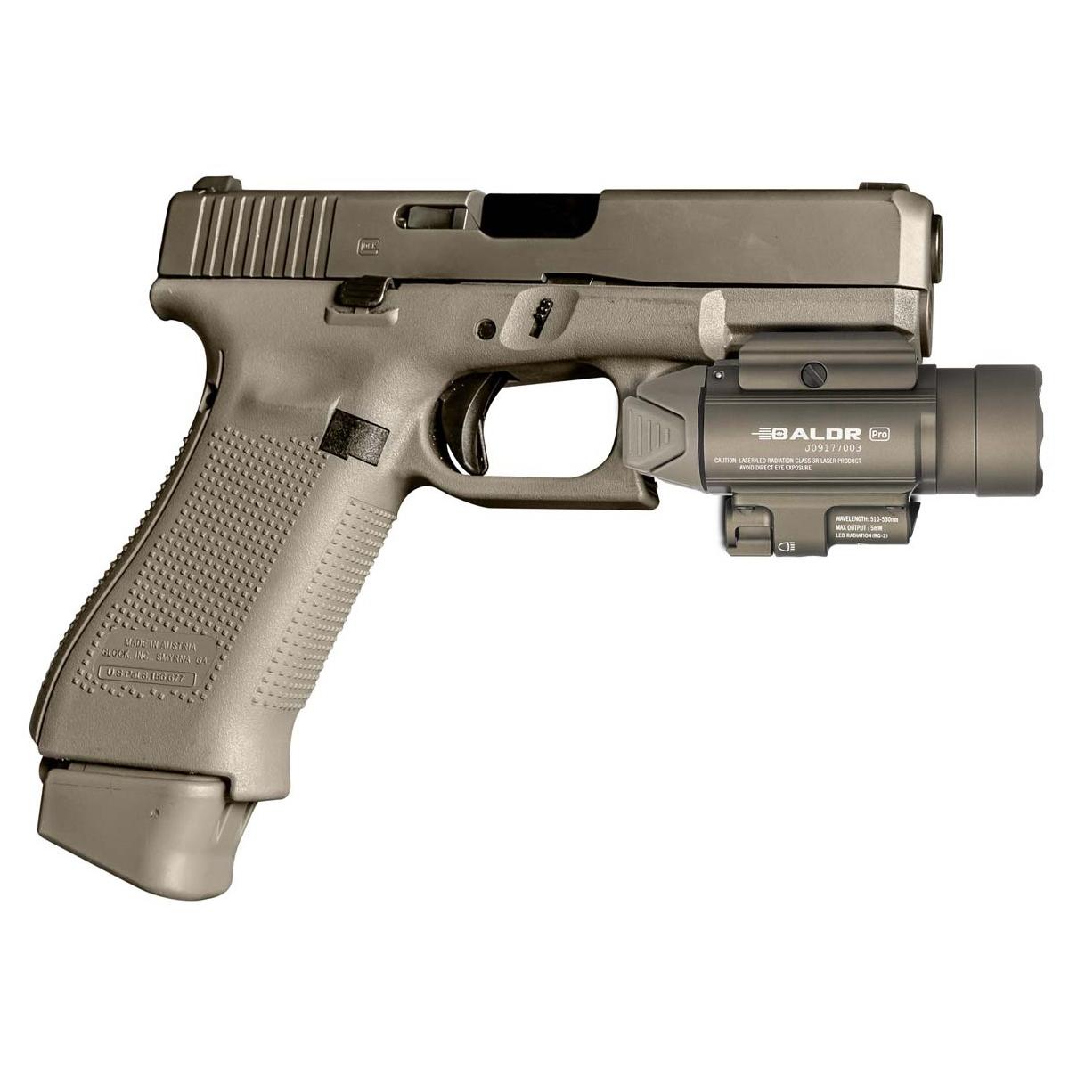 olight latarka pistoletowa z zielonym celownikiem laserowym baldr pro 1350 lumenow desert tan
