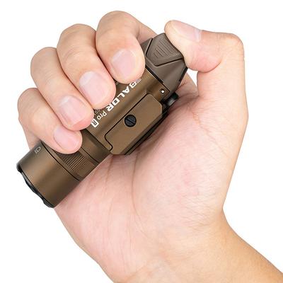olight latarka pistoletowa z zielonym celownikiem laserowym baldr pro r 1350 lumenow desert tan