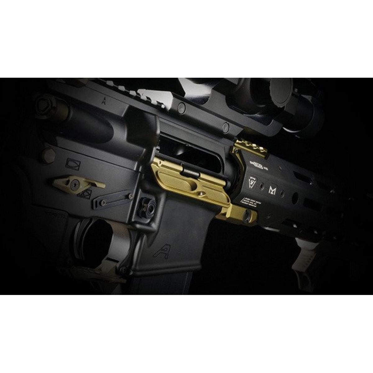 strike industries klapka wyrzutnika lusek budc billet ultimate dust cover flat dark earth ar budc 223 fde