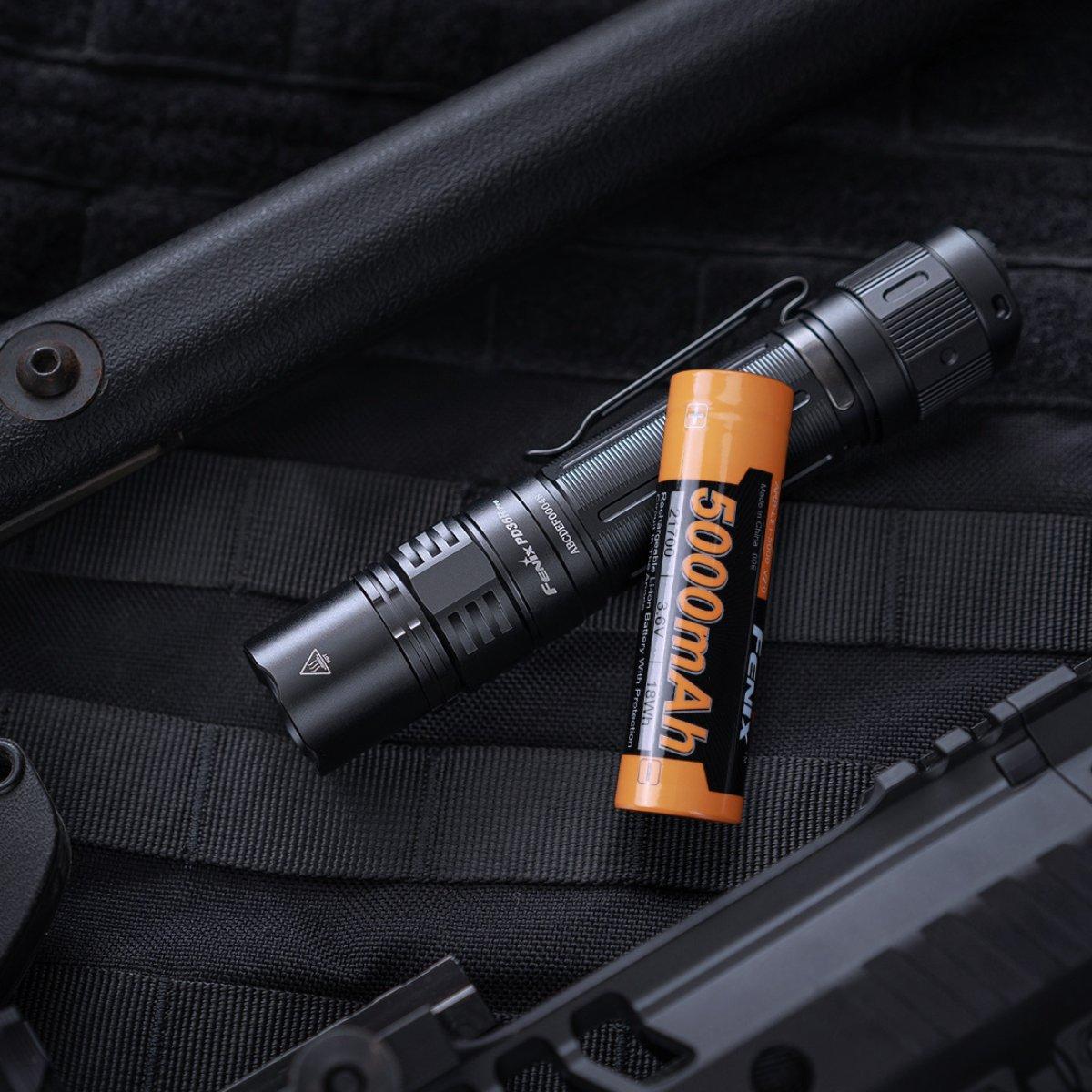 fenix latarka taktyczna 2800 lumenow pd36r pro