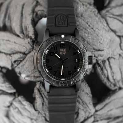 luminox zegarek leatherback sea turtle 0300 series blackout xs 0301 bo l