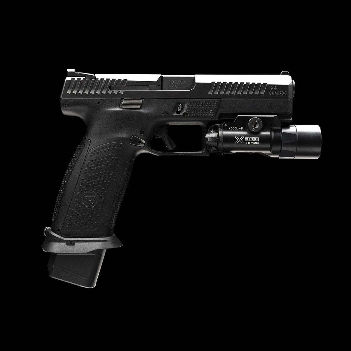 strike industries powiekszony lejek magazynka do pistoletu cz p 10 f czarny si czp10f magwell