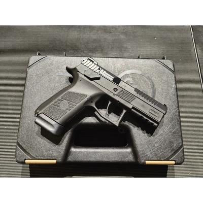 cz p 07