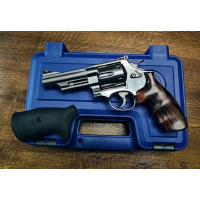 Smith&Wesson 629-6 4''...