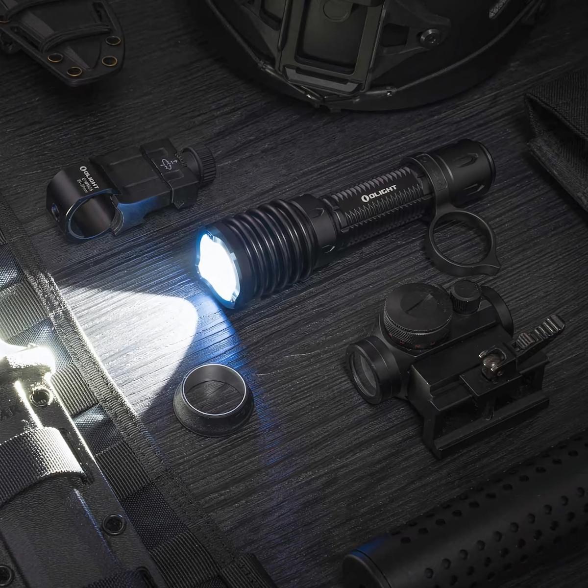 olight latarka taktyczna warrior x 3 2500 lumenow czarna