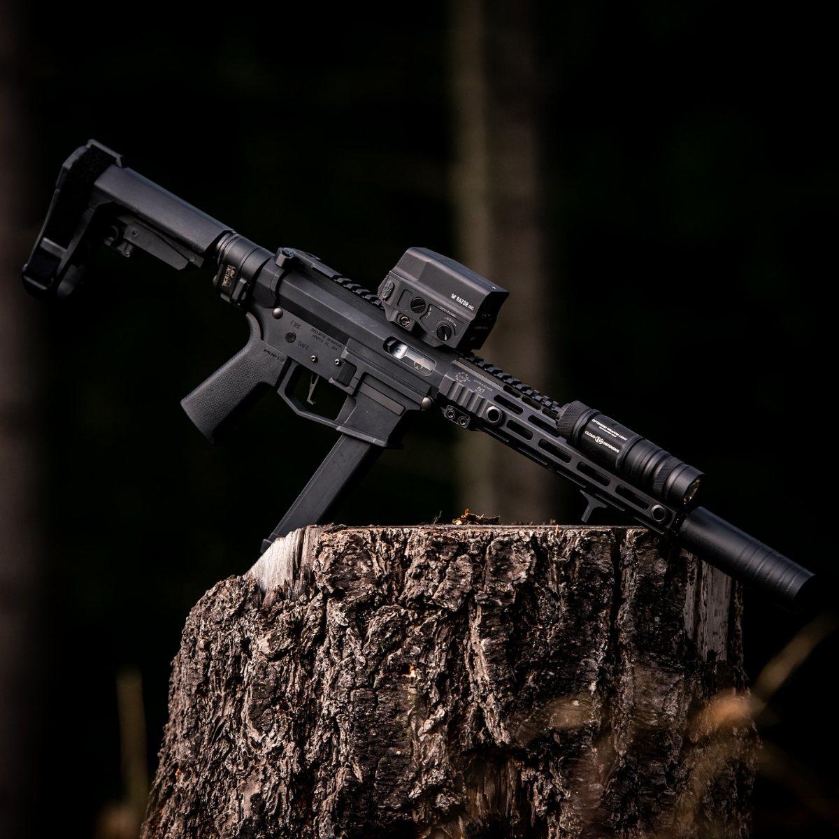 cloud defensive latarka taktyczna na bron dluga owl blk