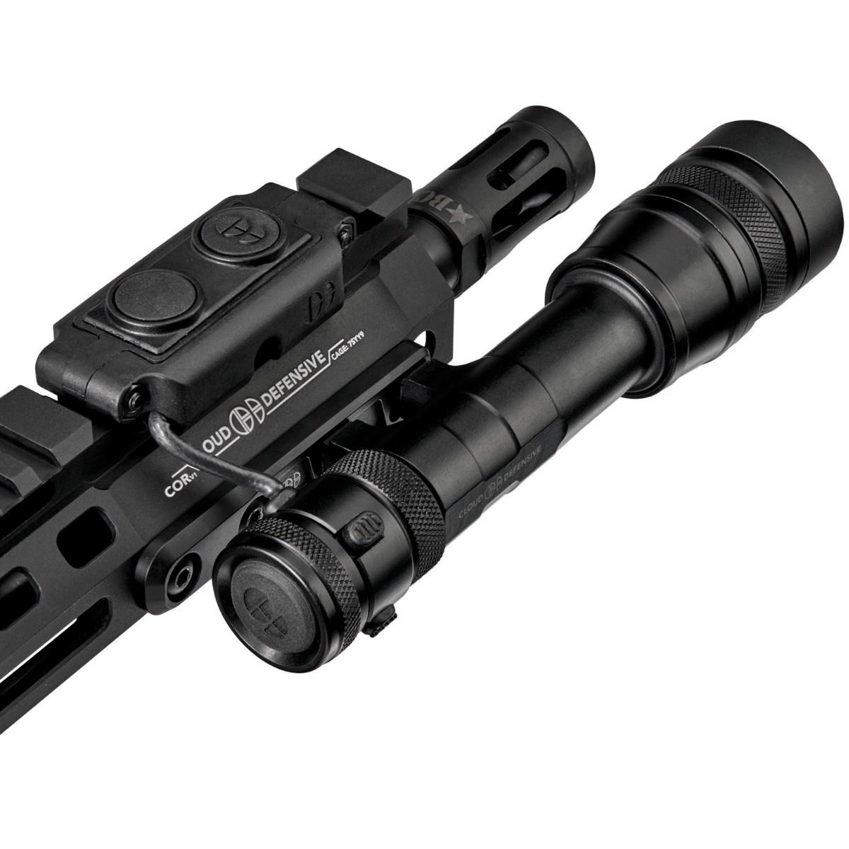 cloud defensive latarka taktyczna na bron dluga rein 3 0 czarna df s 650 blk