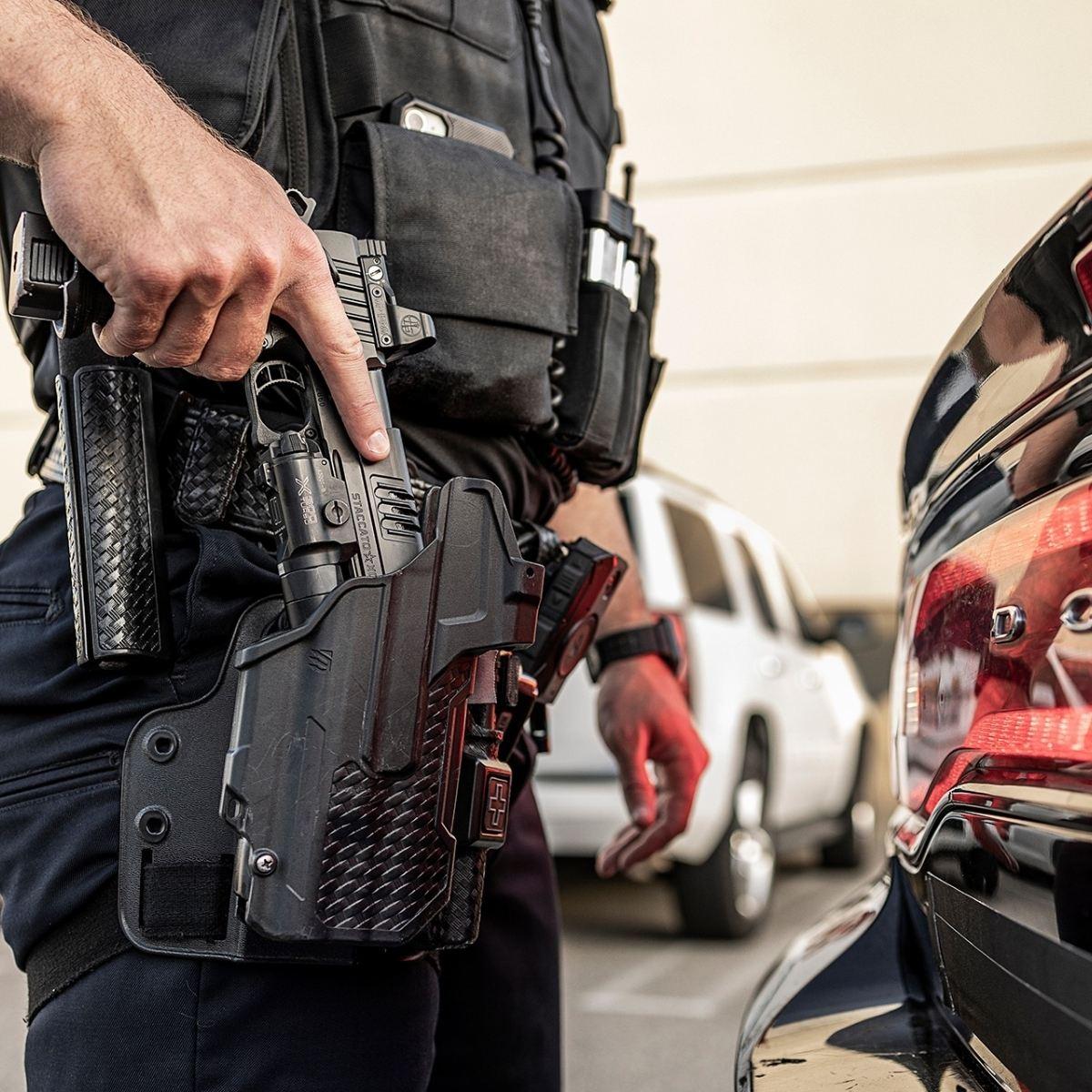 surefire latarka x300t a czarna 650 lumenow