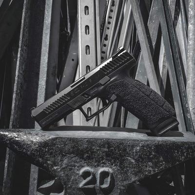 manul corp okladzina antyposlizgowa nexum pistol grip do cz p 10 f czarna