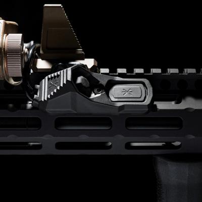 unity tactical montaz na szyne mlok wlacznika axon czarny axn mb